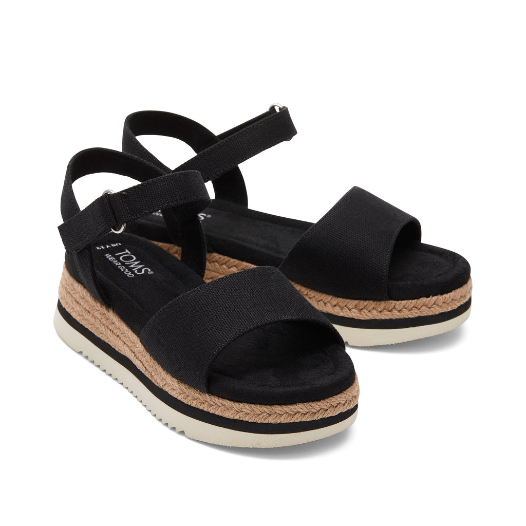 Youth Diana Black Kids Shoe Front View