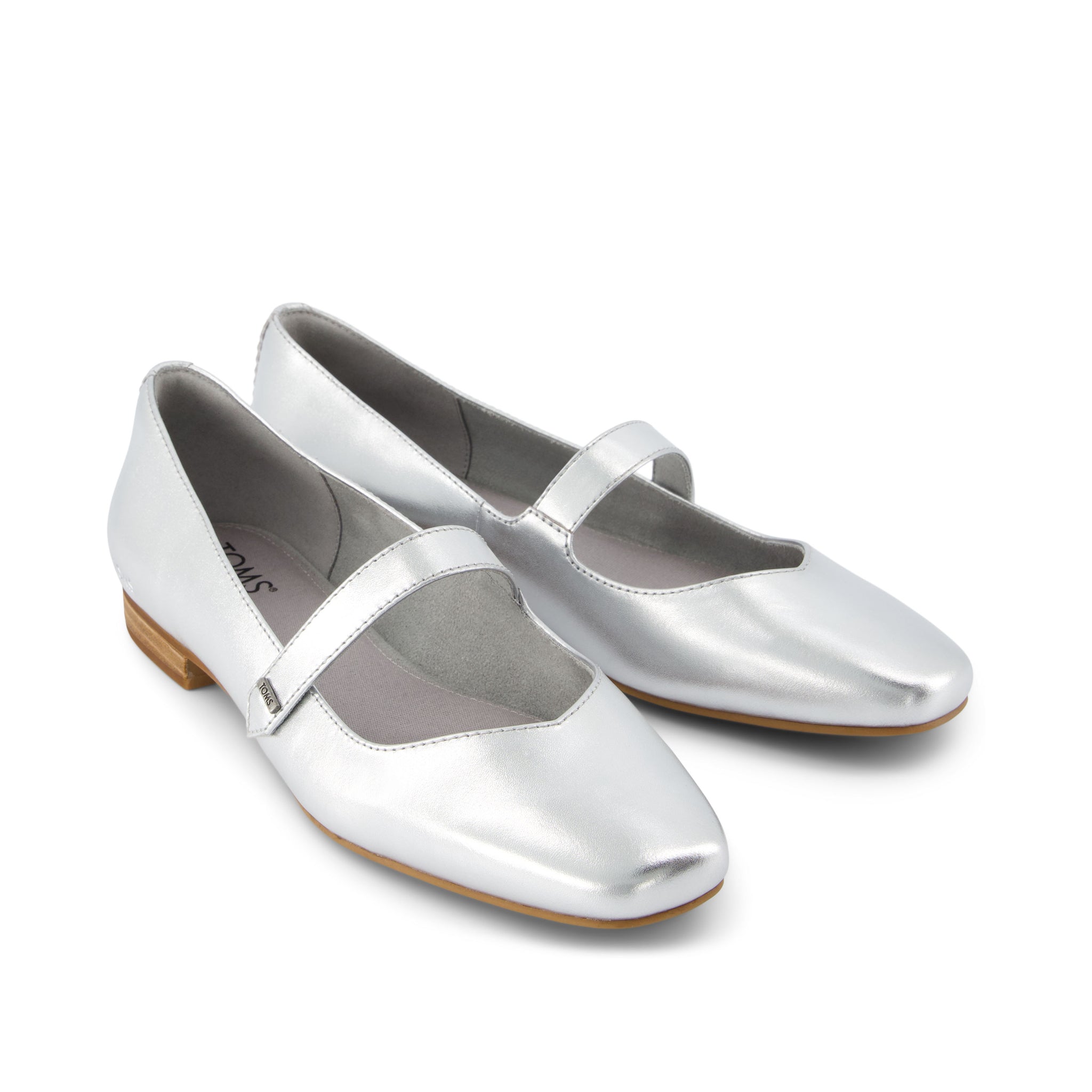 Bianca Silver Metallic Leather Flat Front View