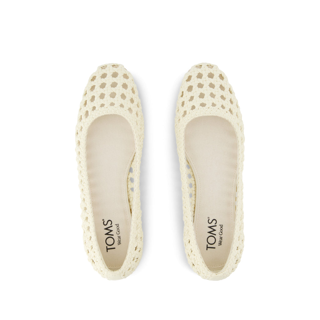 Briella Flat - Natural Woven Basket Top View